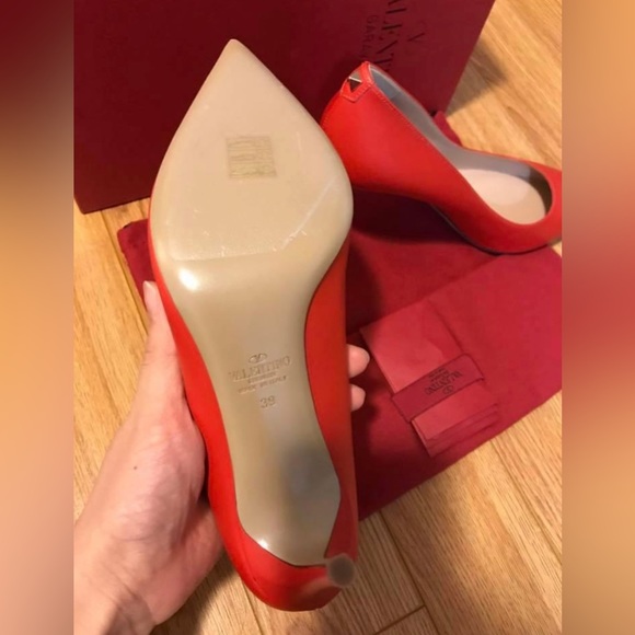 Nib Valentino Garavani pointy toe pump size 39 IT - Picture 2 of 9